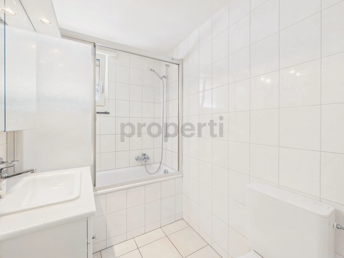 Modern 3.5-Room Apartment with Current Renovation Standard, Lustmühle - Photo 9 of 10