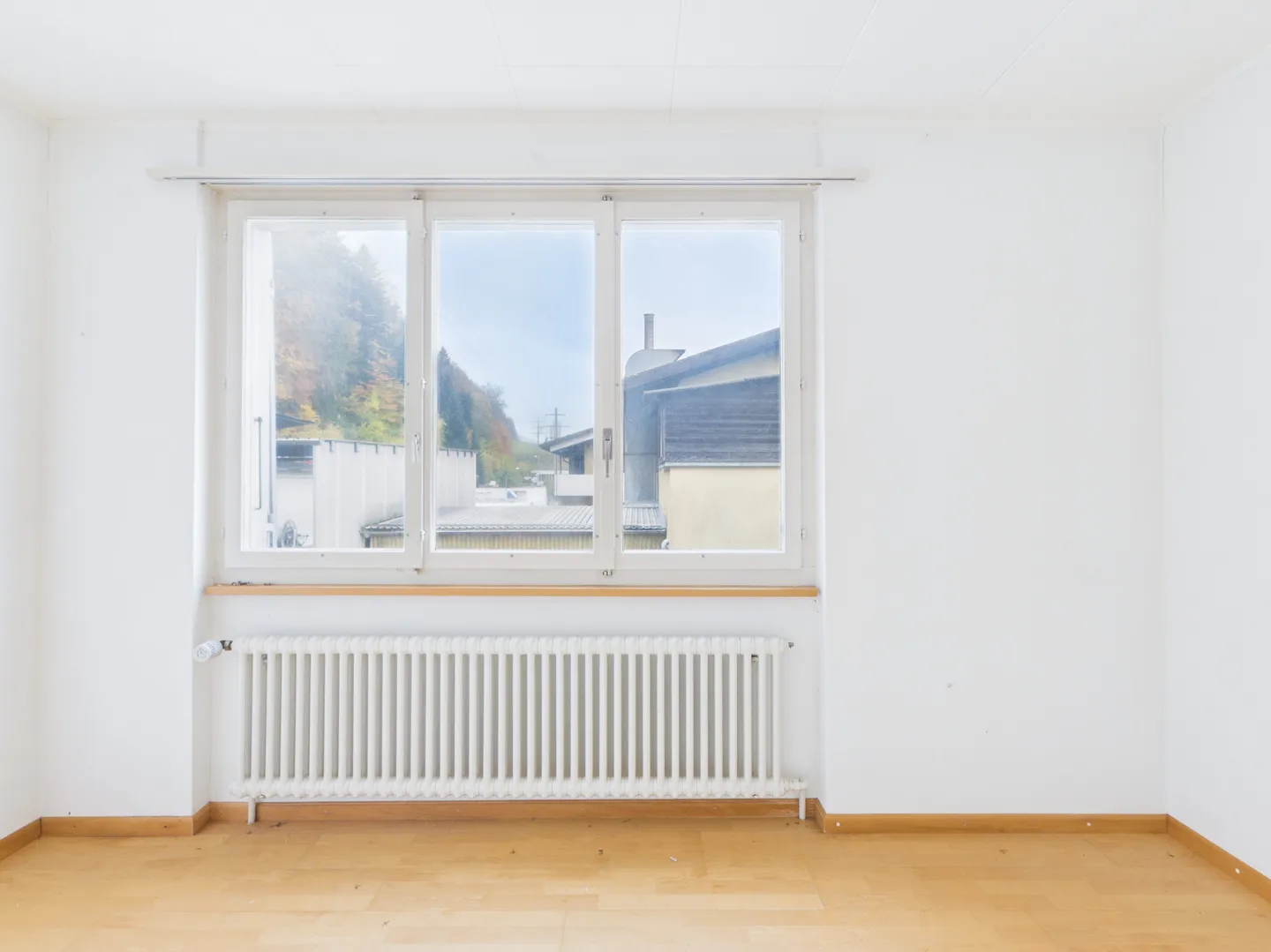 Helle 4.5-Zimmer-Attikawohnung mit schöner Weitsicht  Bezugsbereit ab März 2026 - Foto 4 von 6