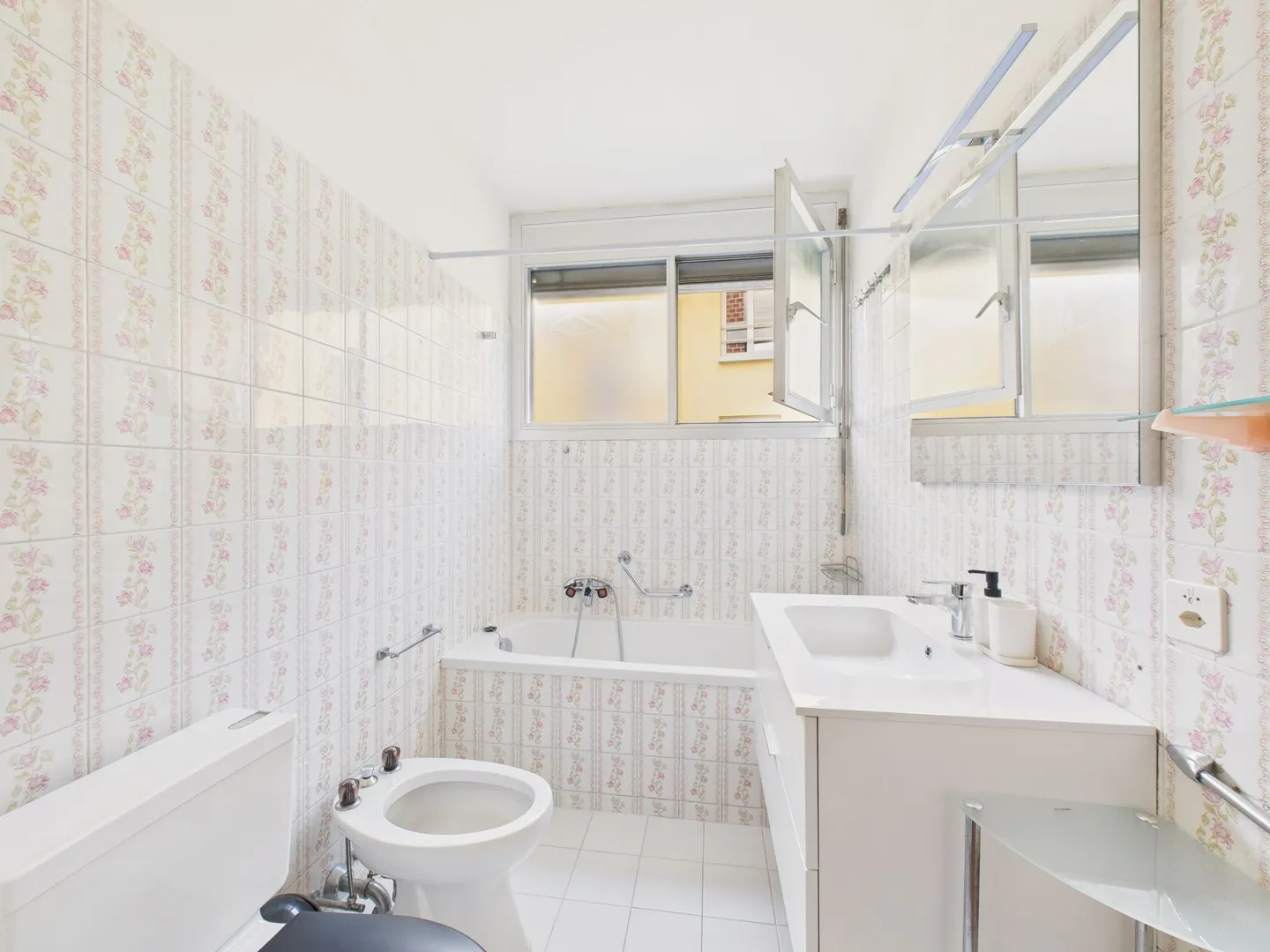 Helles 3,5-Zimmer-Apartment im Herzen von Chiasso - Foto 8 von 12