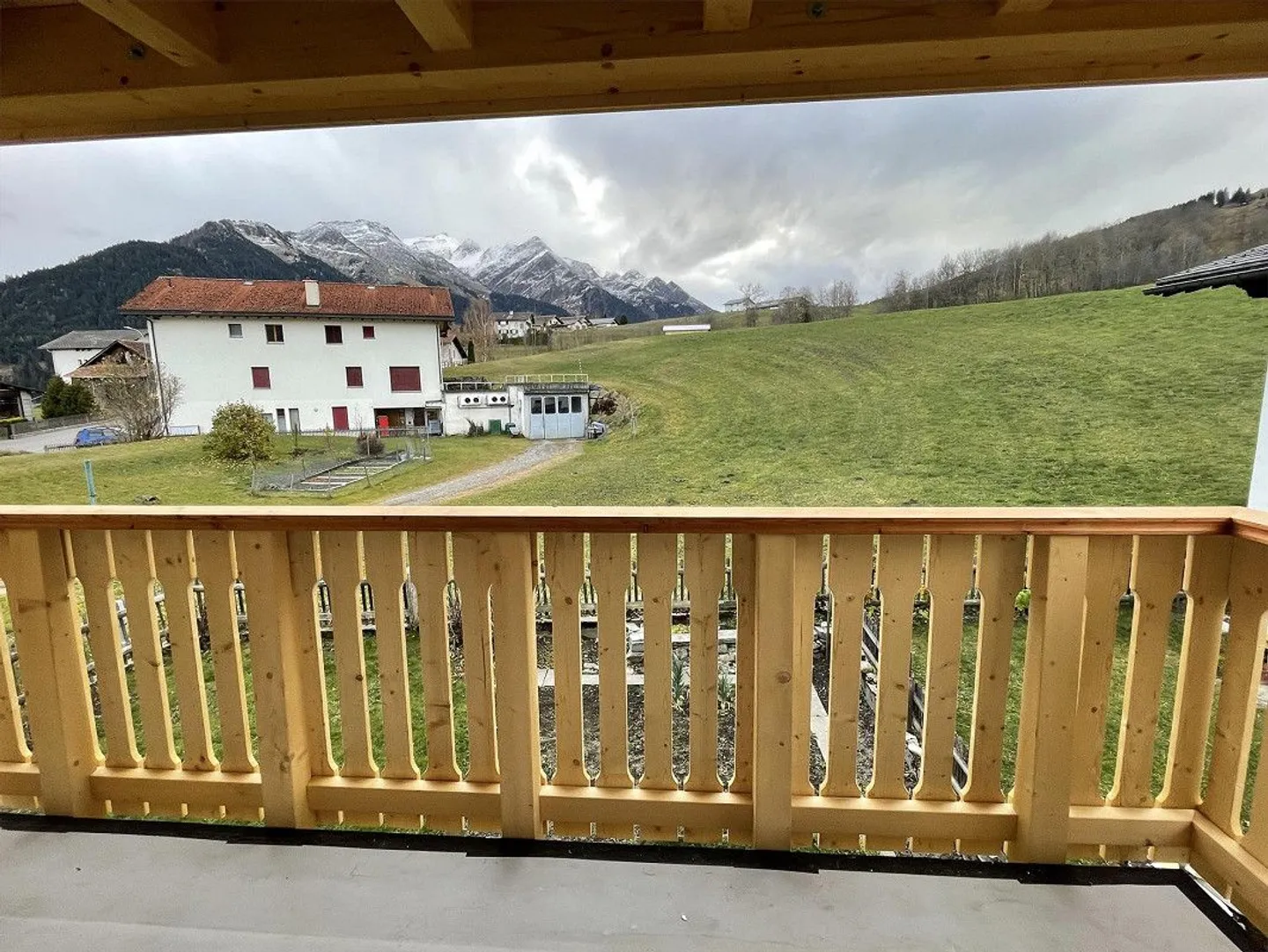 Appartamento 3.5 stanze ristrutturato con balcone a Vignogn - Foto 10 di 12