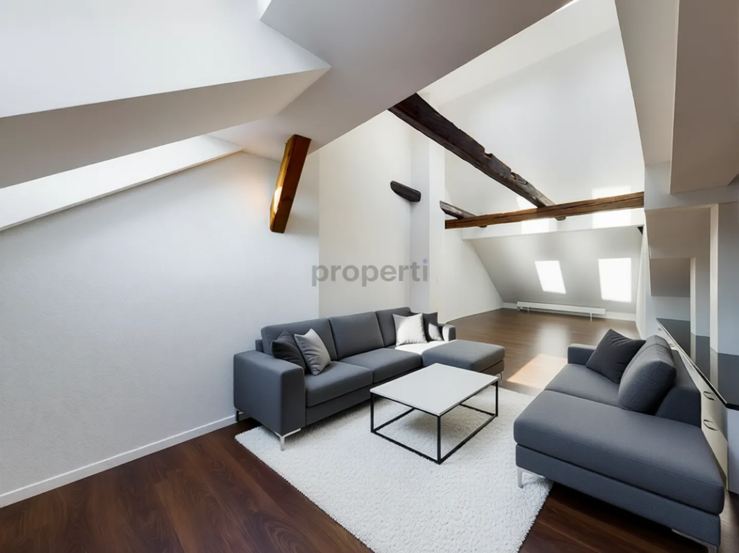 Spazioso e inondato di luce - Foto 5 di 10