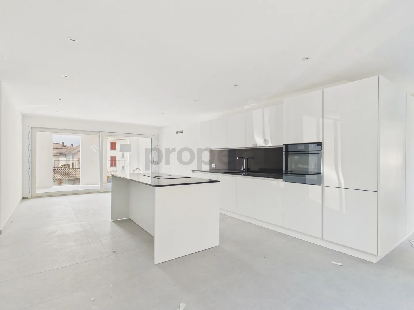 Modern 3.5 room apartment with electric car charging station, Biasca - Photo 1 of 13