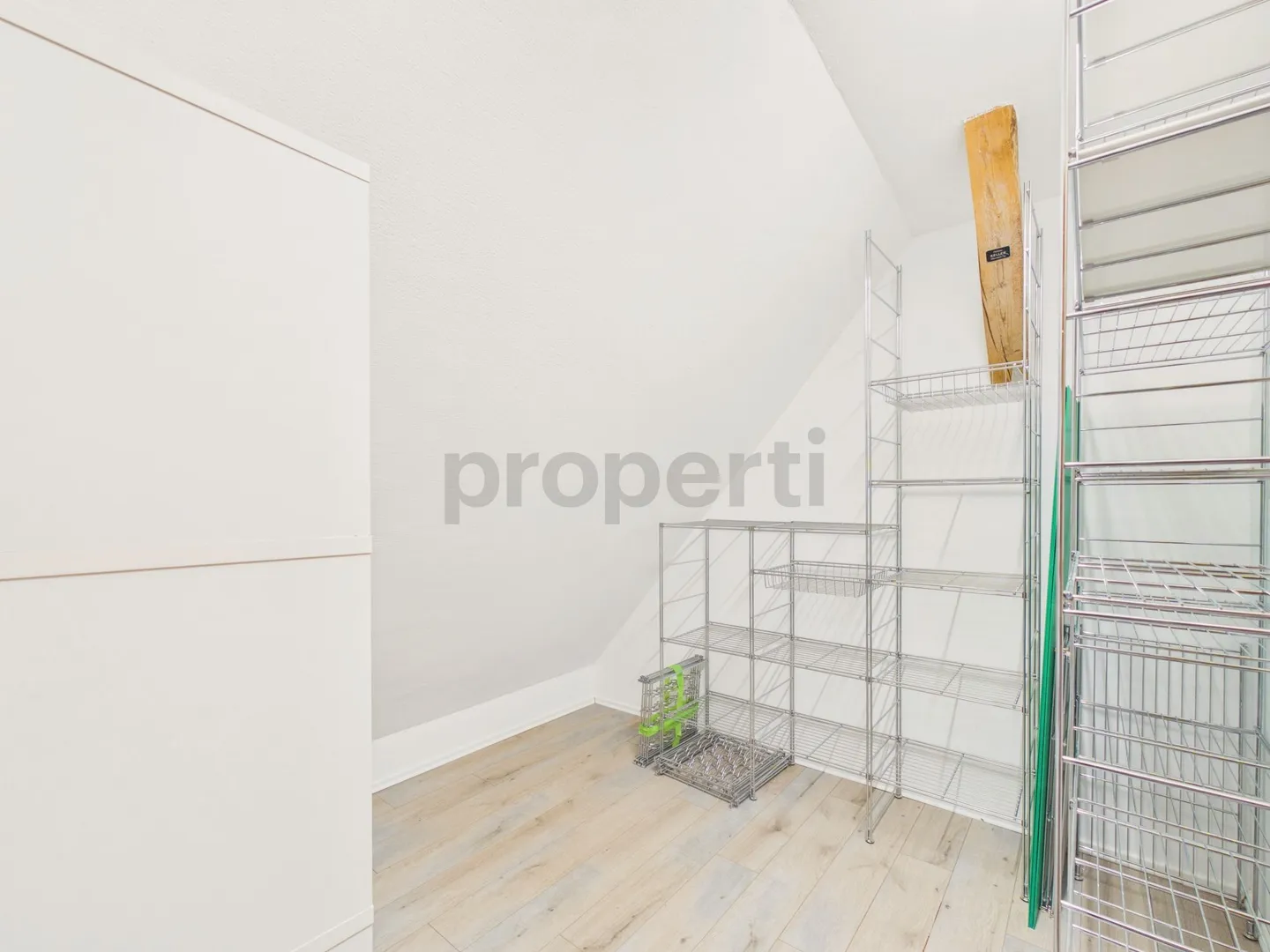 Neu renovierte 4.5-Zimmer-Eigentumswohnung mit Keller, Amriswil - Photo 8 sur 13