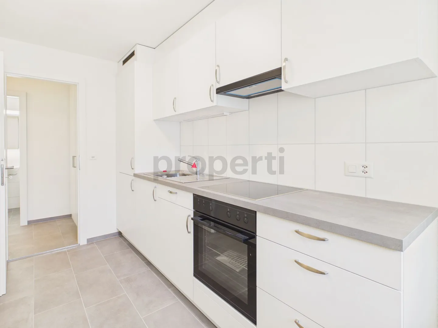 Bright 3.5-room apartment with balcony, Grenchen - Photo 2 of 8