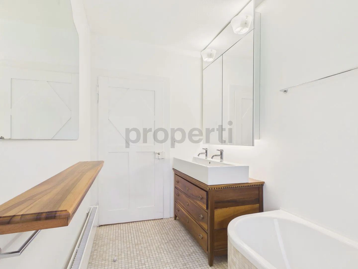 Exklusive Villa - Renoviert & Komfortabel - Foto 11 von 13