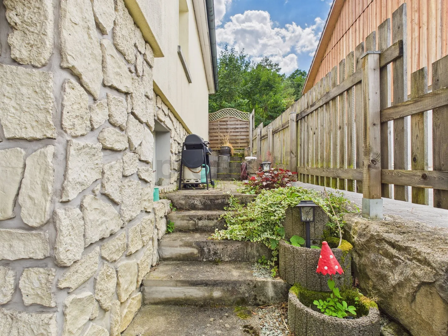 Beautiful 3.5-room apartment in Zurzach, Canton AG - Photo 9 of 11