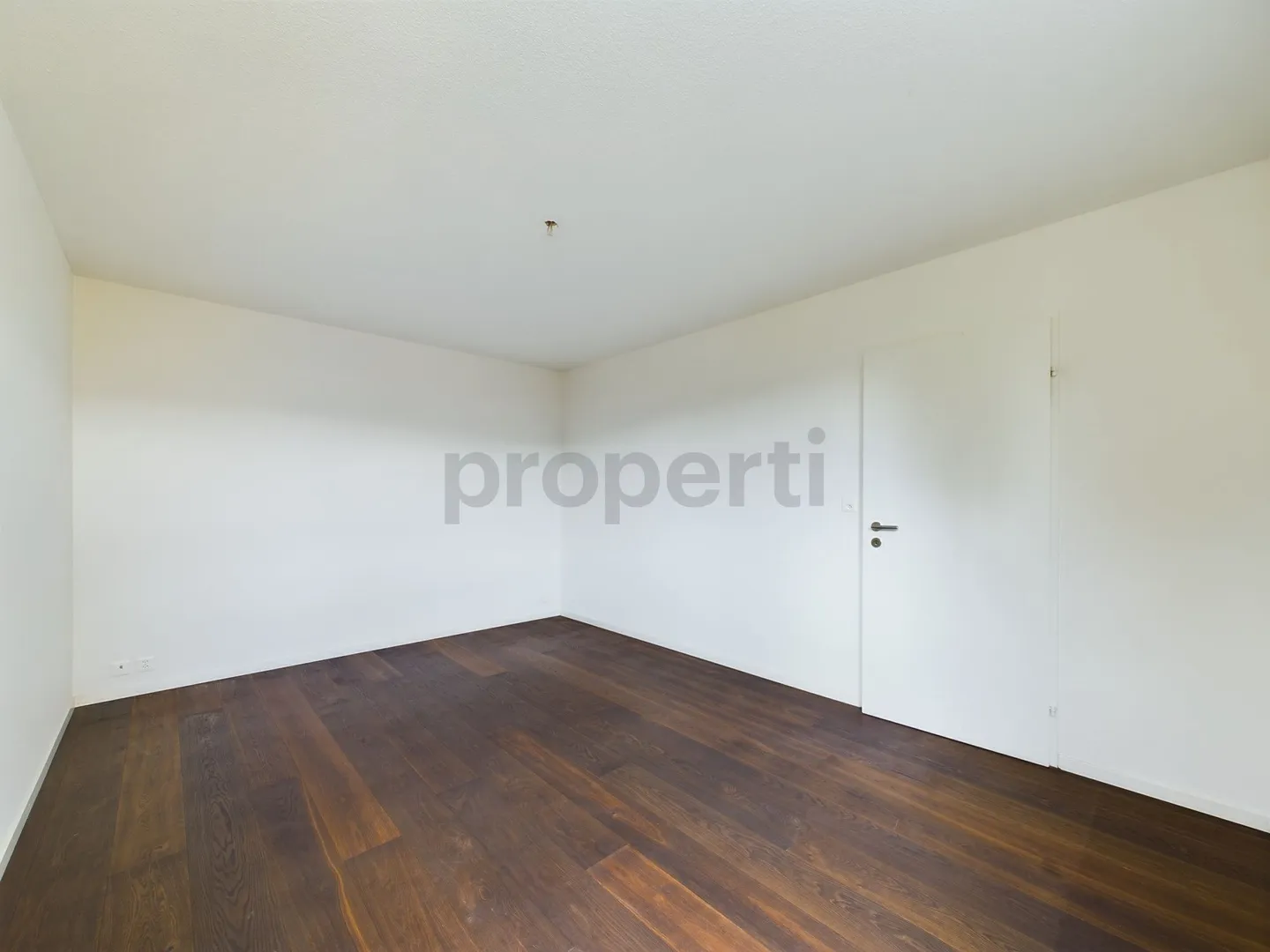 Appartement meublé de 3,5 pièces dans le quartier 10 avec belle vue - Photo 5 sur 10