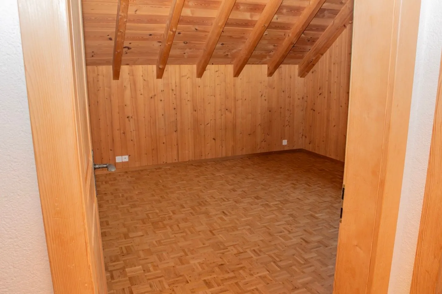 Appartamento affascinante 3.5 stanze nel verde con vista sulla foresta - Foto 7 di 10