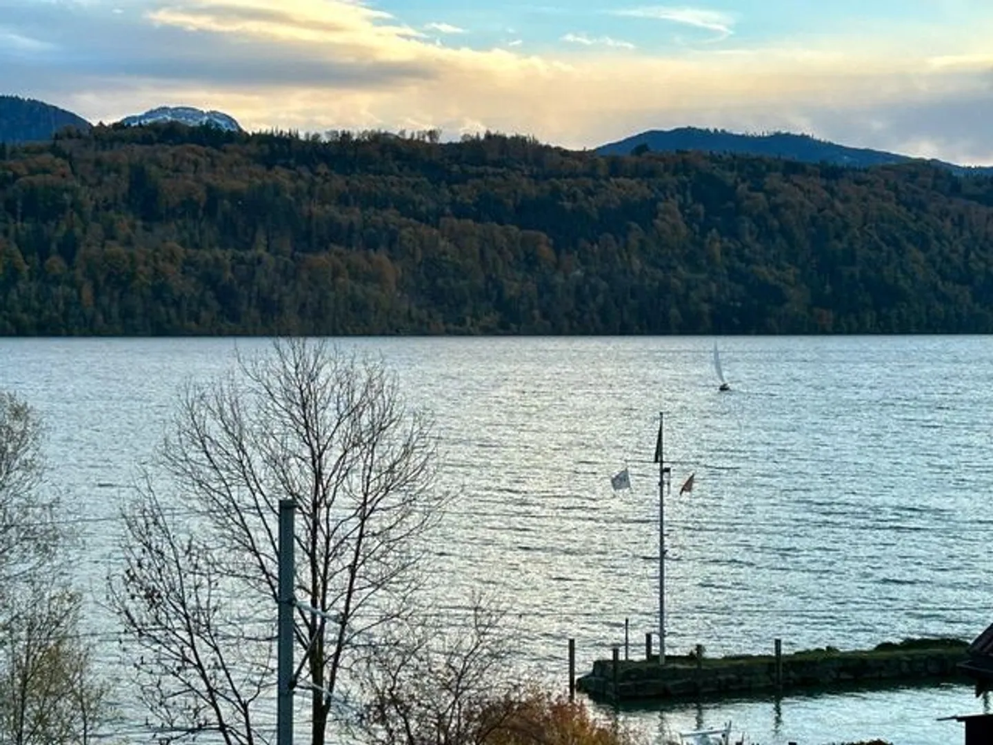 Appartement sous les toits charmant avec vue sur le lac à Schmerikon - Photo 11 sur 13