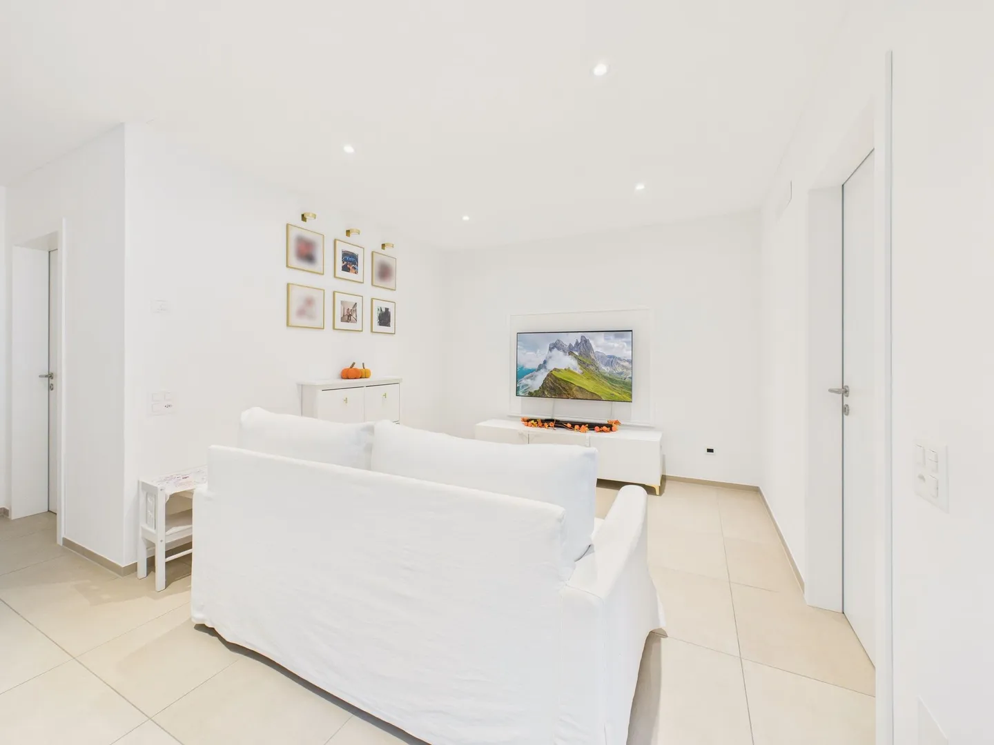 Modern 2.5-room apartment in new construction in Bellinzona - Photo 5 of 11