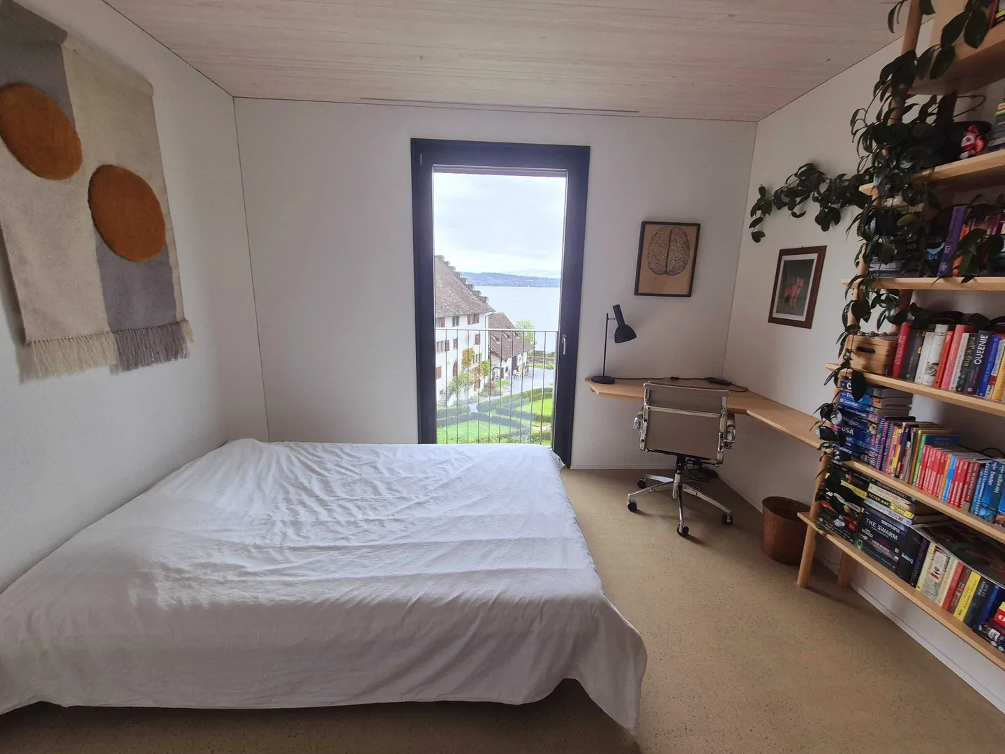 Appartement lumineux de 3,5 pièces avec loggia et vue sur le lac à Richterswil - meublé - Photo 6 sur 13