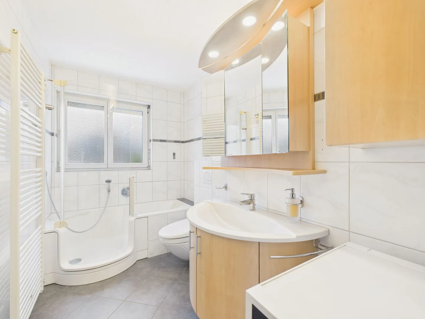 Appartement rénové de 4,5 pièces dans l'idyllique Wila, canton de ZH - Photo 7 sur 11