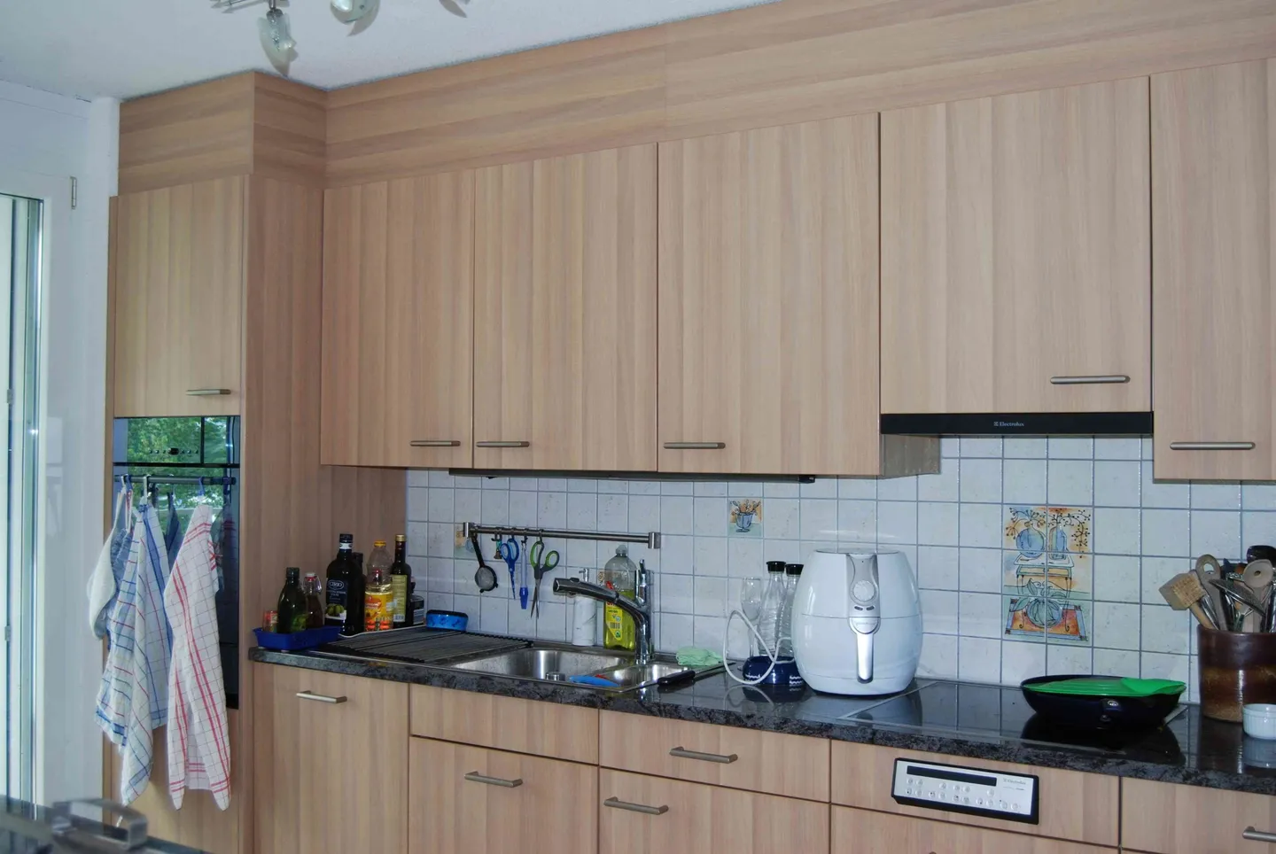 Spacious 5.5-Room Apartment with River View in Port - Photo 4 of 8