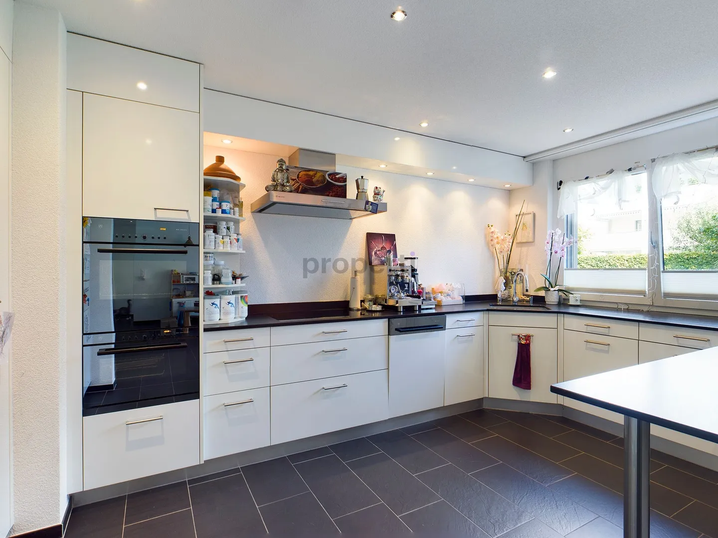 Ampio appartamento con giardino di 4,5 locali a Sciaffusa - Foto 4 di 9