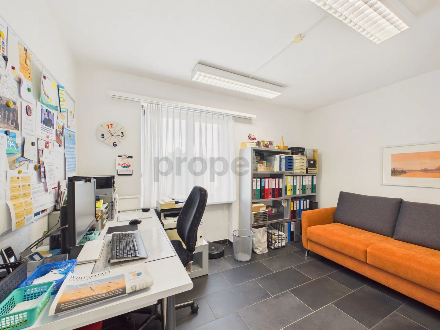 Ruhiges 5.5-Zimmer-Einfamilienhaus mit viel Privatsphäre und direktem Waldzugang in Gebenstorf - Photo 10 of 13