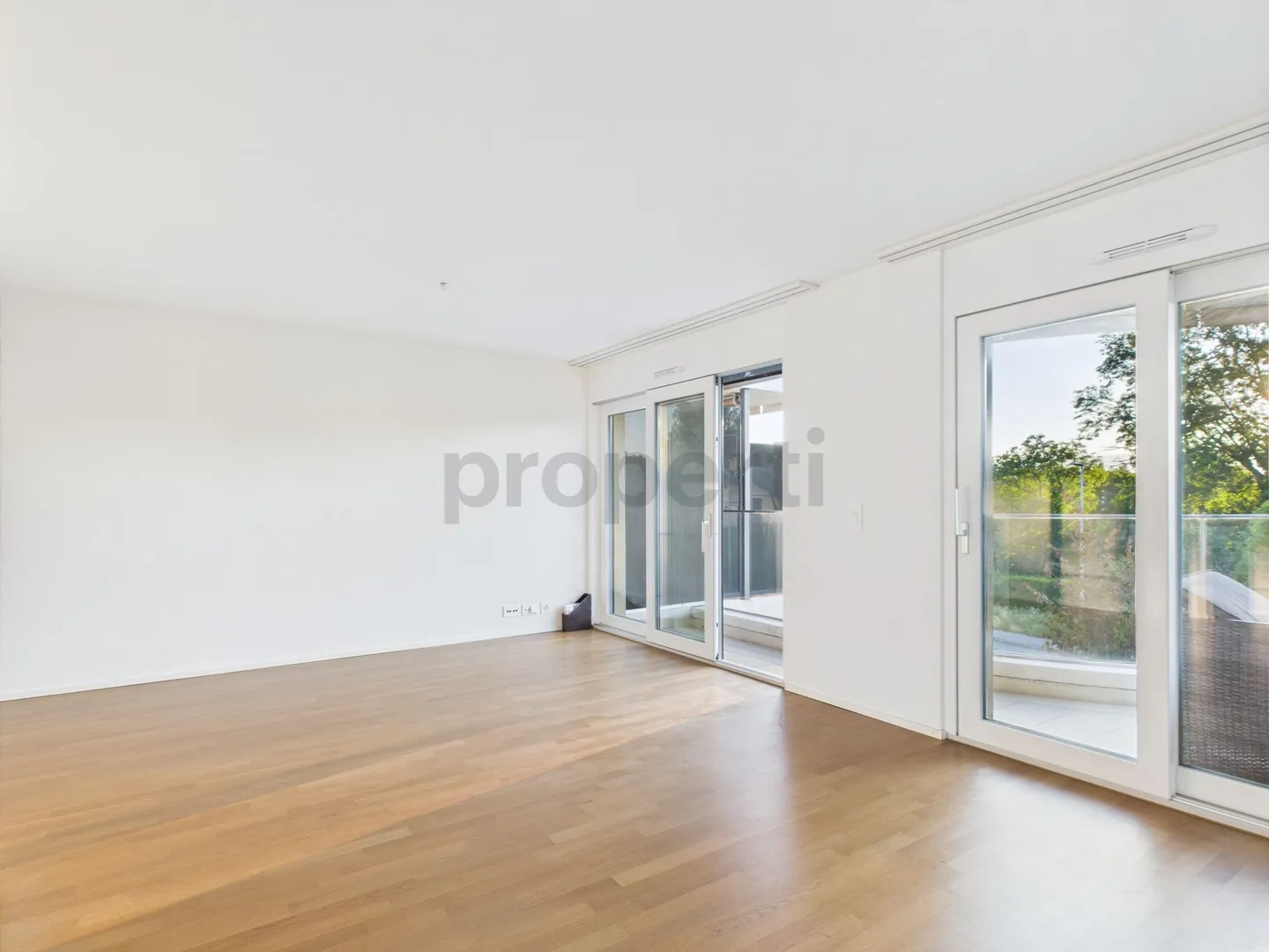 Moderno appartamento di 4.5 locali con balcone soleggiato, Saint-Sulpice - Foto 1 di 12