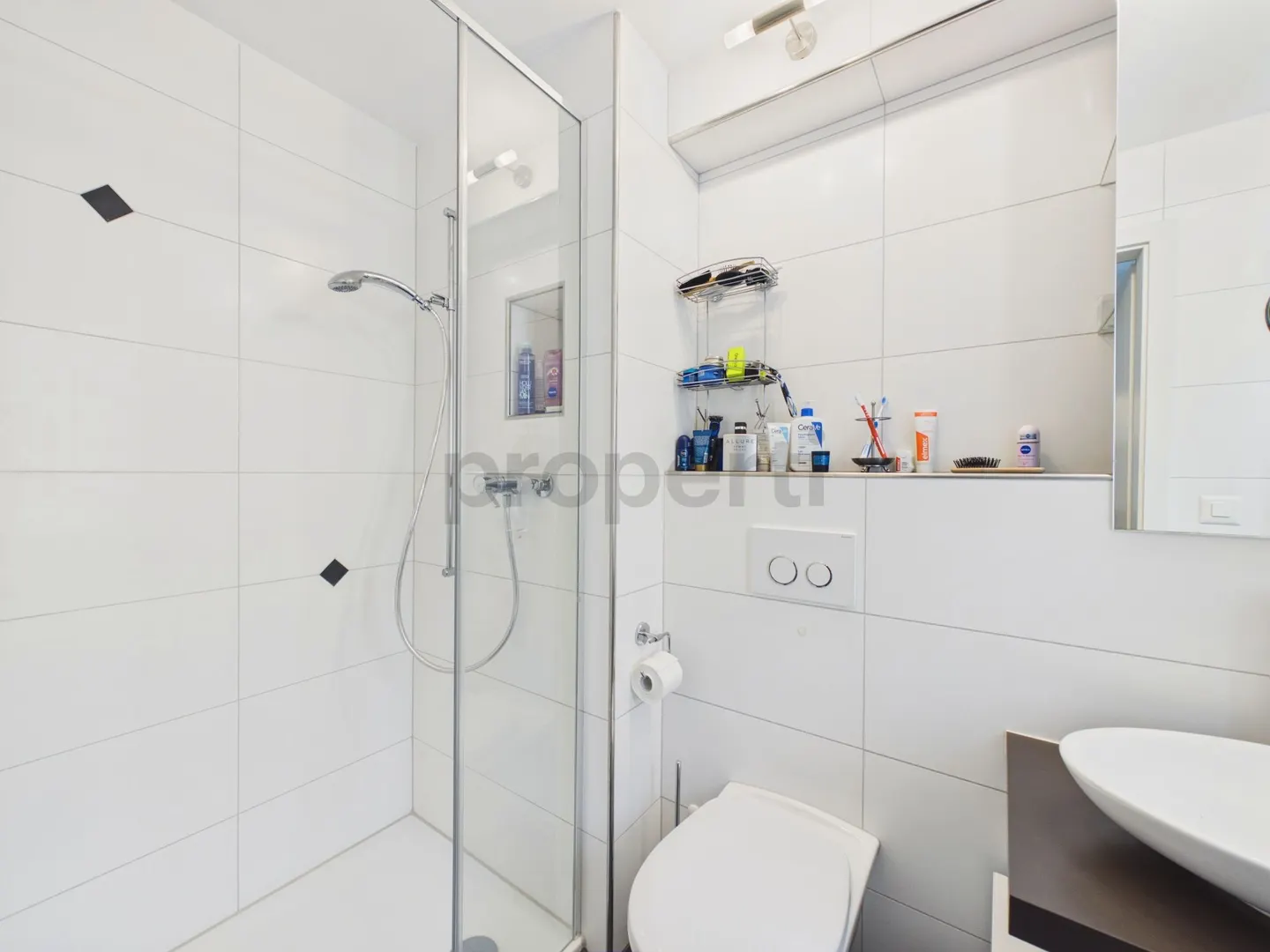 Ruhiges 4.5-Zimmer-Einfamilienhaus mit grosszügigem Garten und Ausbaupotenzial in Aarau Rohr - Photo 9 sur 11