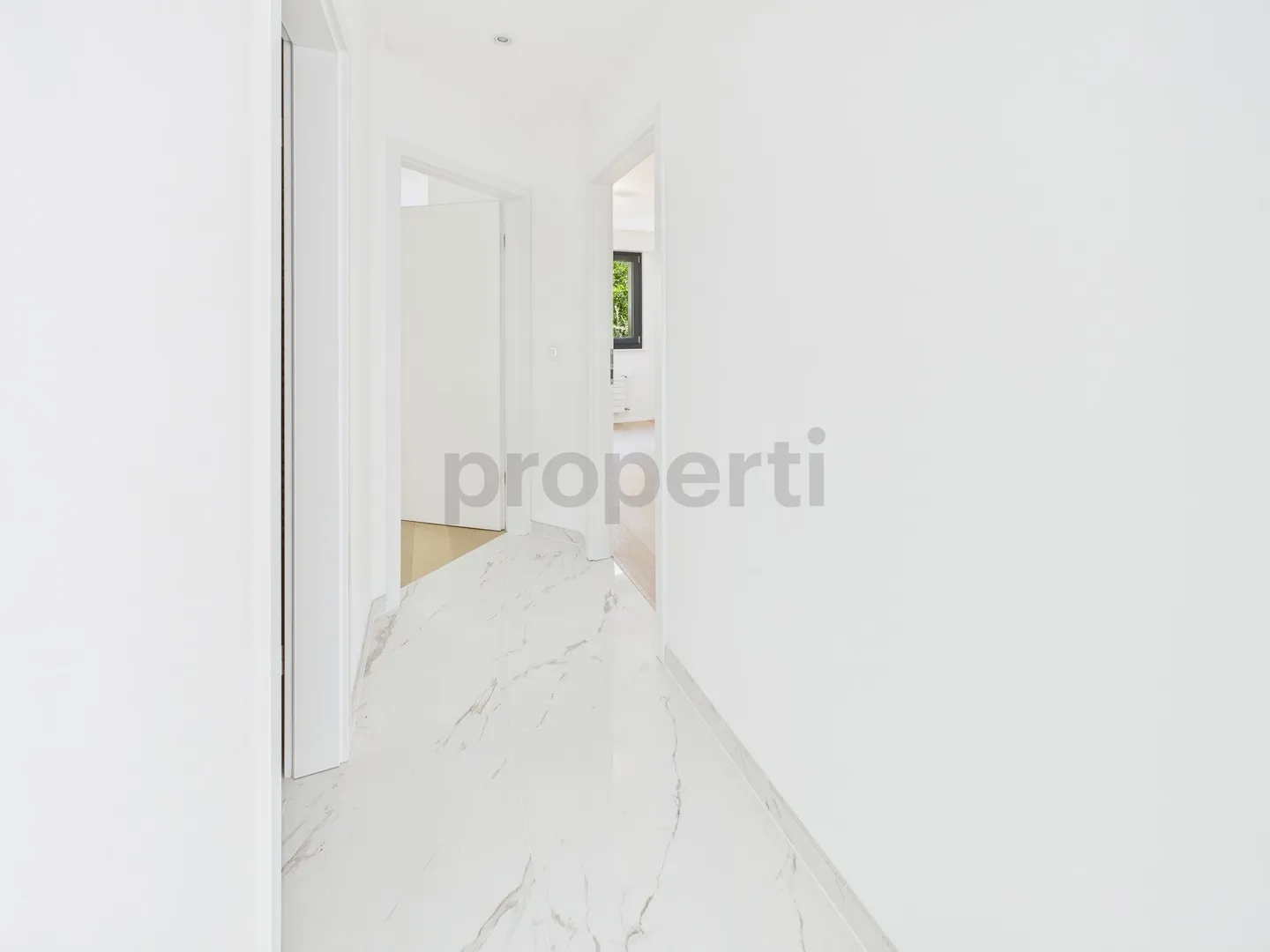 Furnished 3.5-room apartment in Territet - Photo 7 of 11