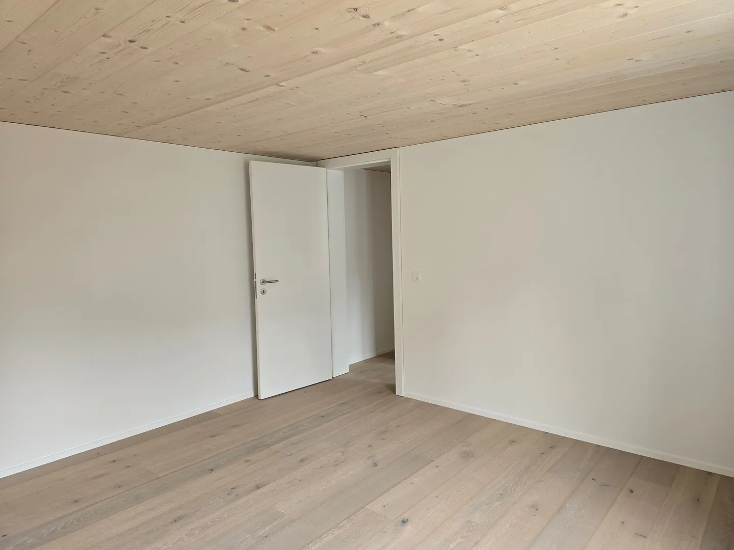 Charmante historische 4.5-Zimmer Wohnung in Stäfa - Foto 4 von 10