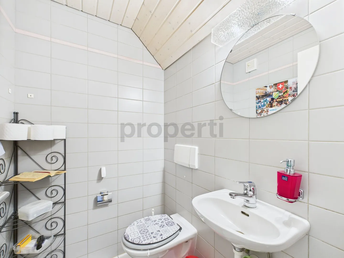 Charming 4.5-room apartment in Hüttwilen, TG - Photo 11 of 13