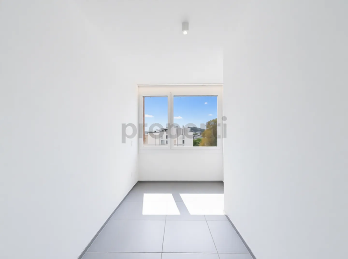 Duplex Penthouse 4.5 l Renovated in Massagno - Primary and Secondary Residence - Photo 8 of 12