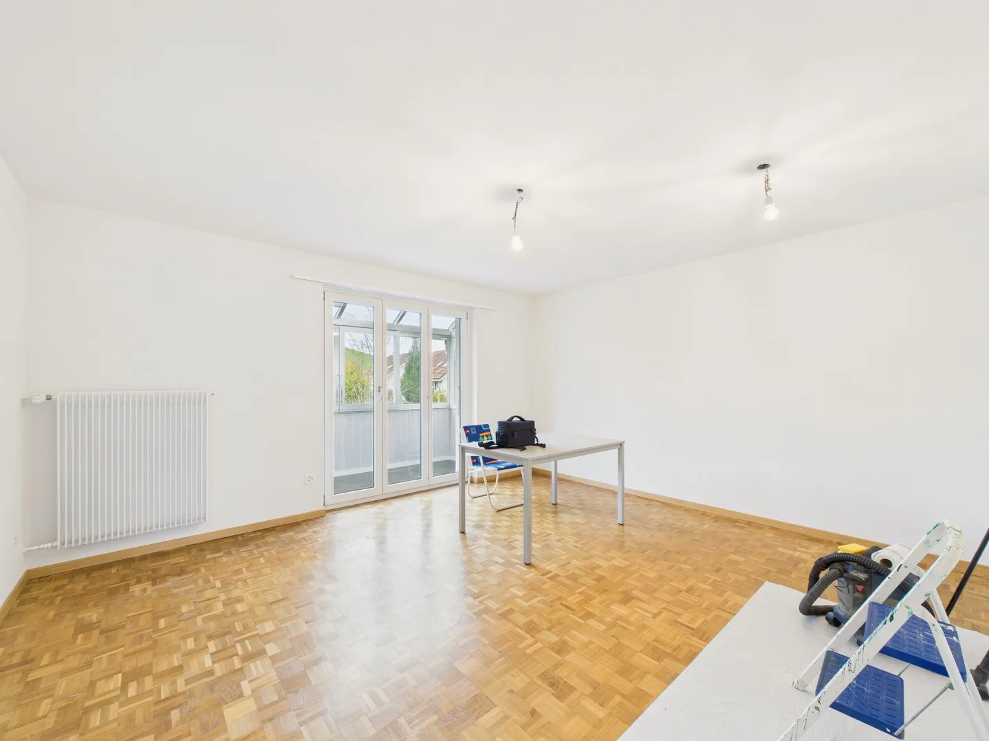 Charmante 3.5 Zimmer Wohnung mit sonnigen Wintergarten - Foto 5 von 8