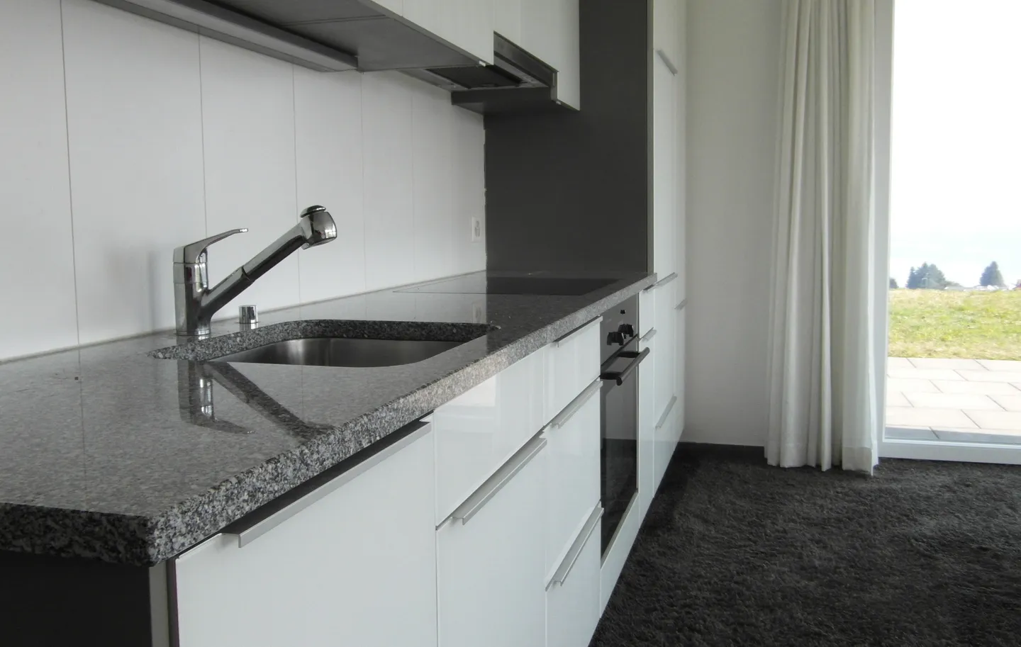 Appartement moderne de 2,5 pièces dans un emplacement panoramique calme de Richterswil - Photo 5 sur 13