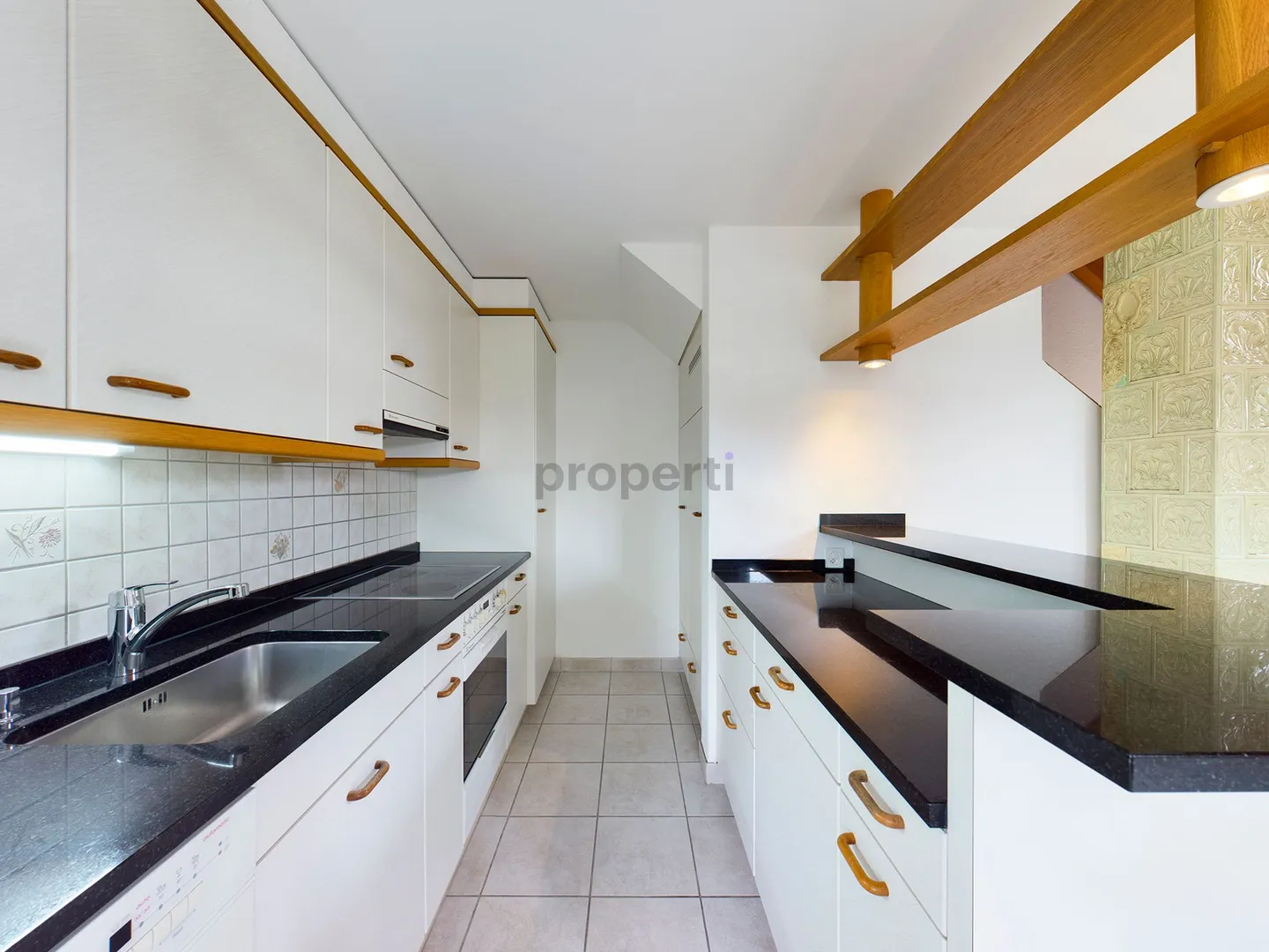 Chaleur, tranquillité et sensation de vie - appartement de 3,5 pièces au style élégant - Photo 2 sur 11