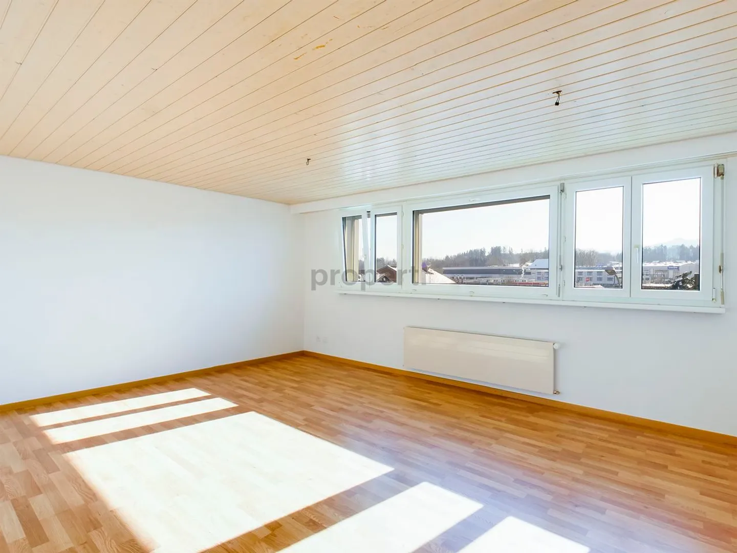 Renditestarkes Mehrfamilienhaus - Foto 1 von 13