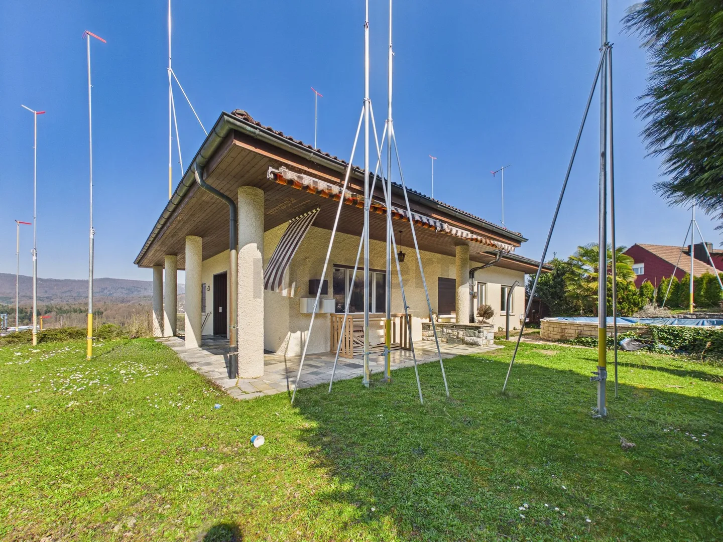 Spacious 8.5-room single-family house with balcony, Killwangen - Photo 1 of 13