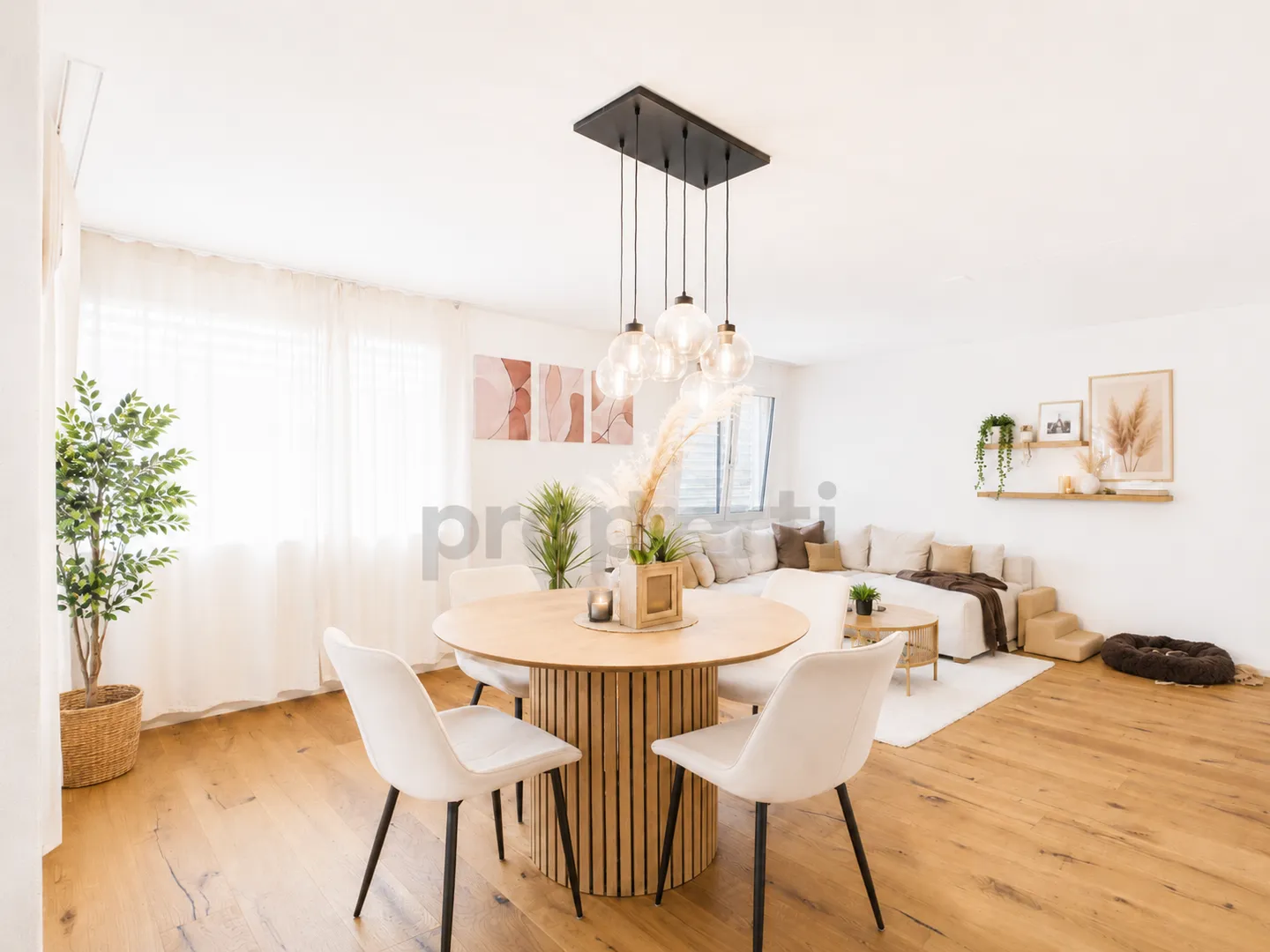 Renovated 3.5-room apartment with private garden terrace and modern amenities - Photo 1 of 11