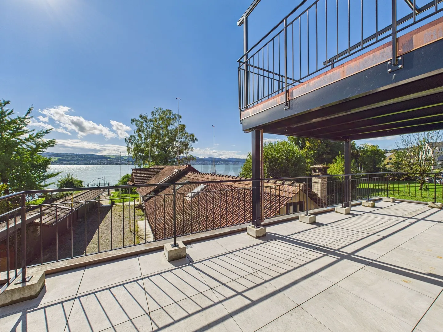 Historical Apartment with Great Lake View in Männedorf - Photo 1 of 12