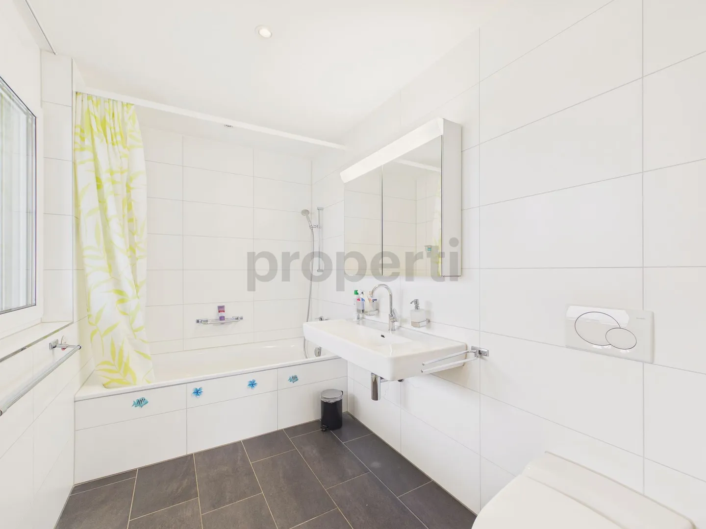 Luminoso appartamento di 4,5 stanze con balcone, Birmenstorf - Foto 10 di 12