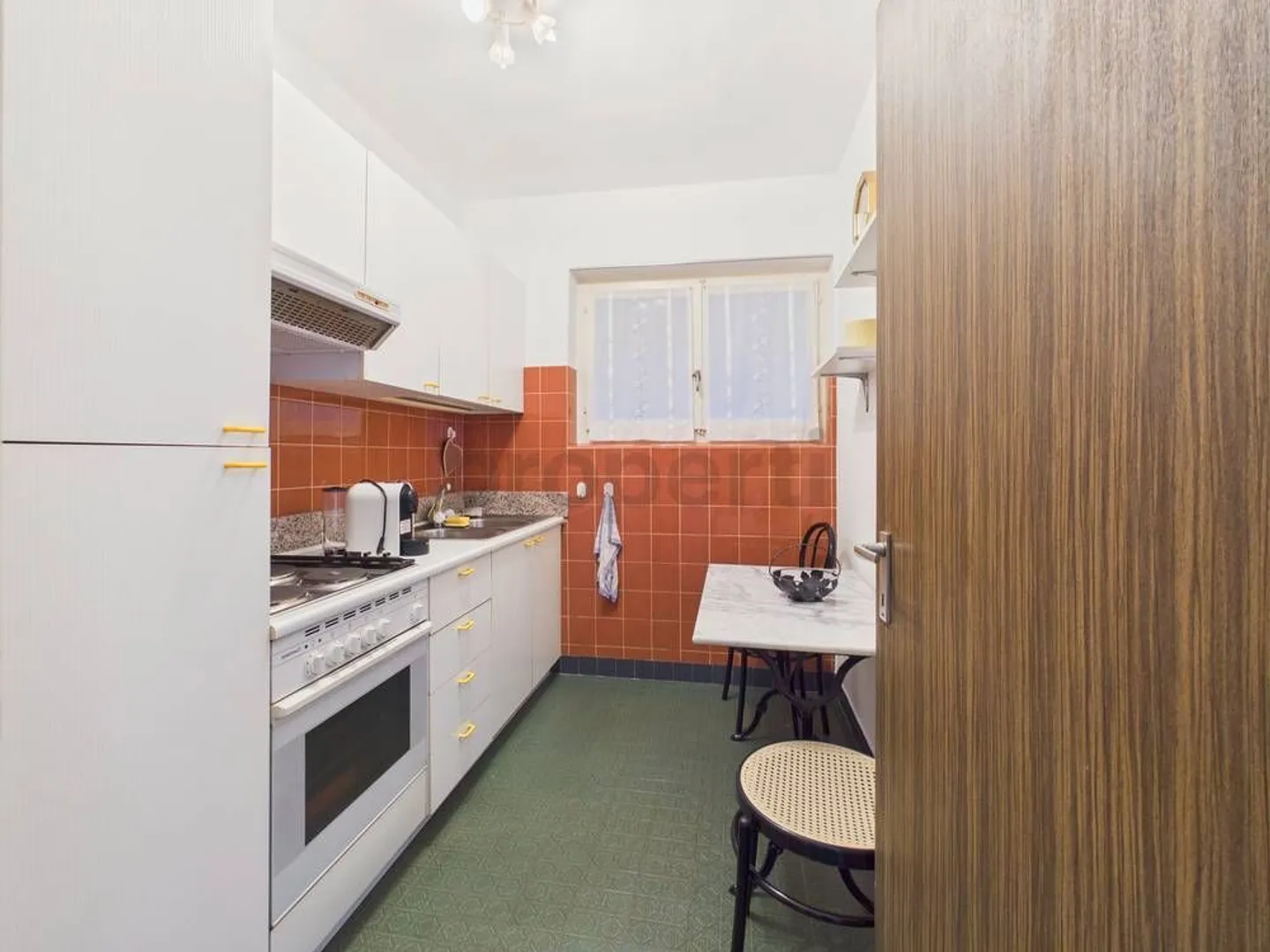 Doppelhaushälfte mit Panoramablick auf den Luganersee und privatem Garten in Bissone - Foto 9 von 13