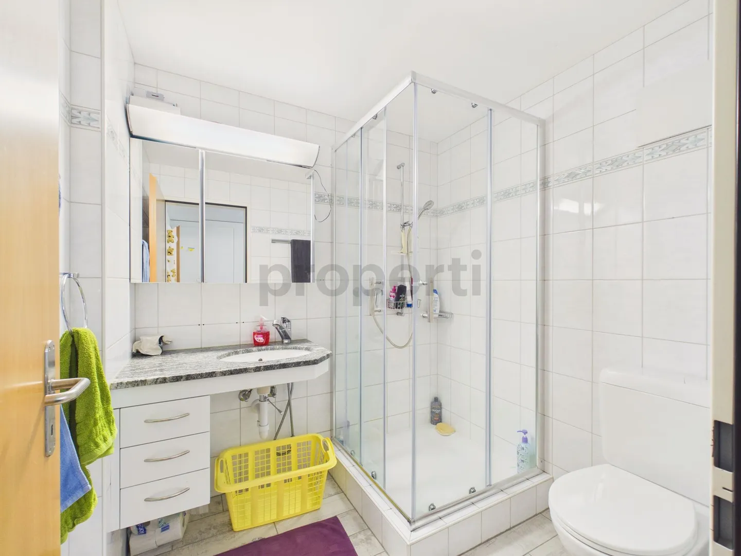 Appartement spacieux de 5.5 pièces avec balcon, Reinach - Photo 9 sur 13