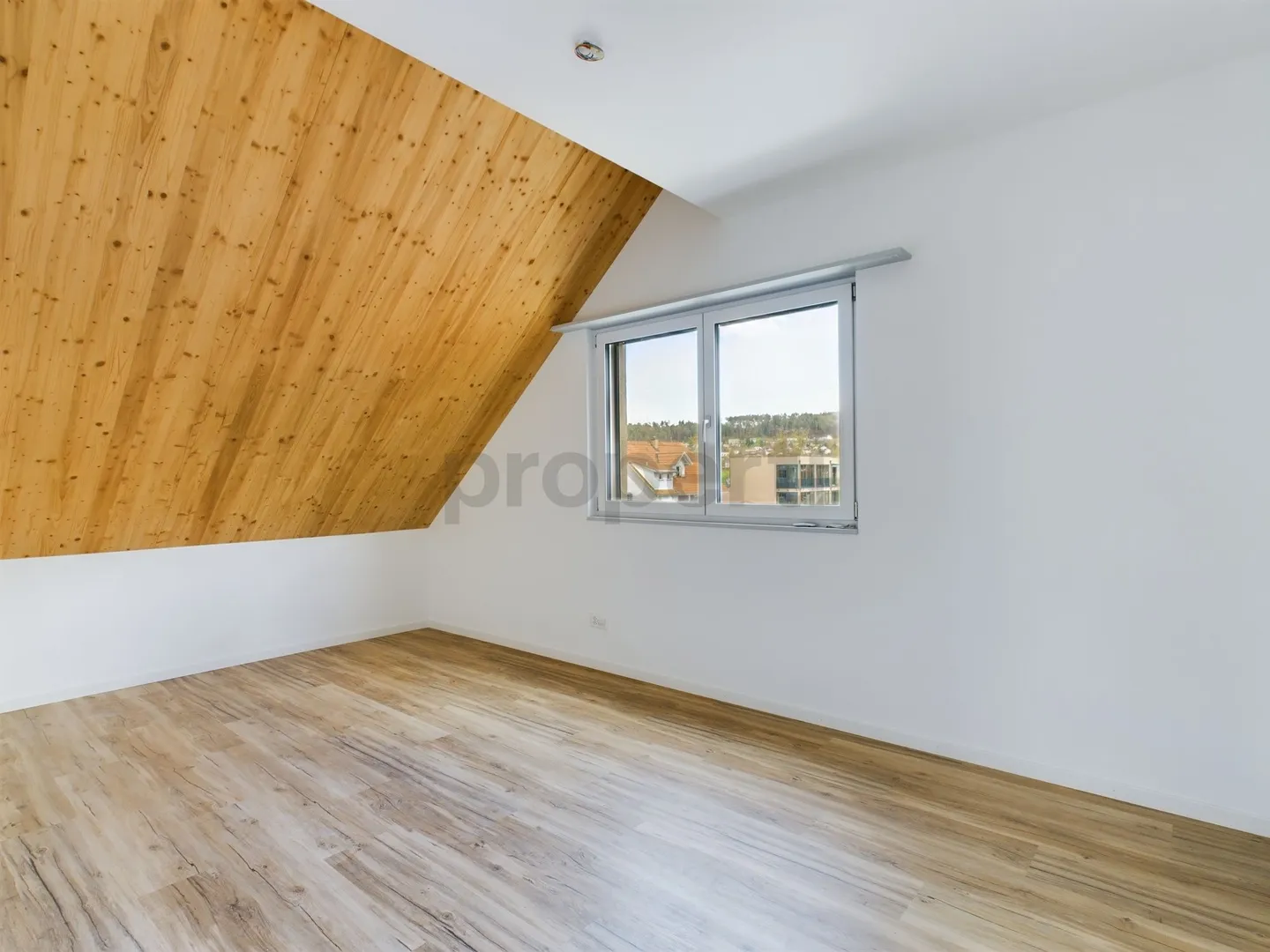 Exklusive 6.5-Zimmer-Dachwohnung mit Dachterrasse in Neftenbach - Foto 6 di 11