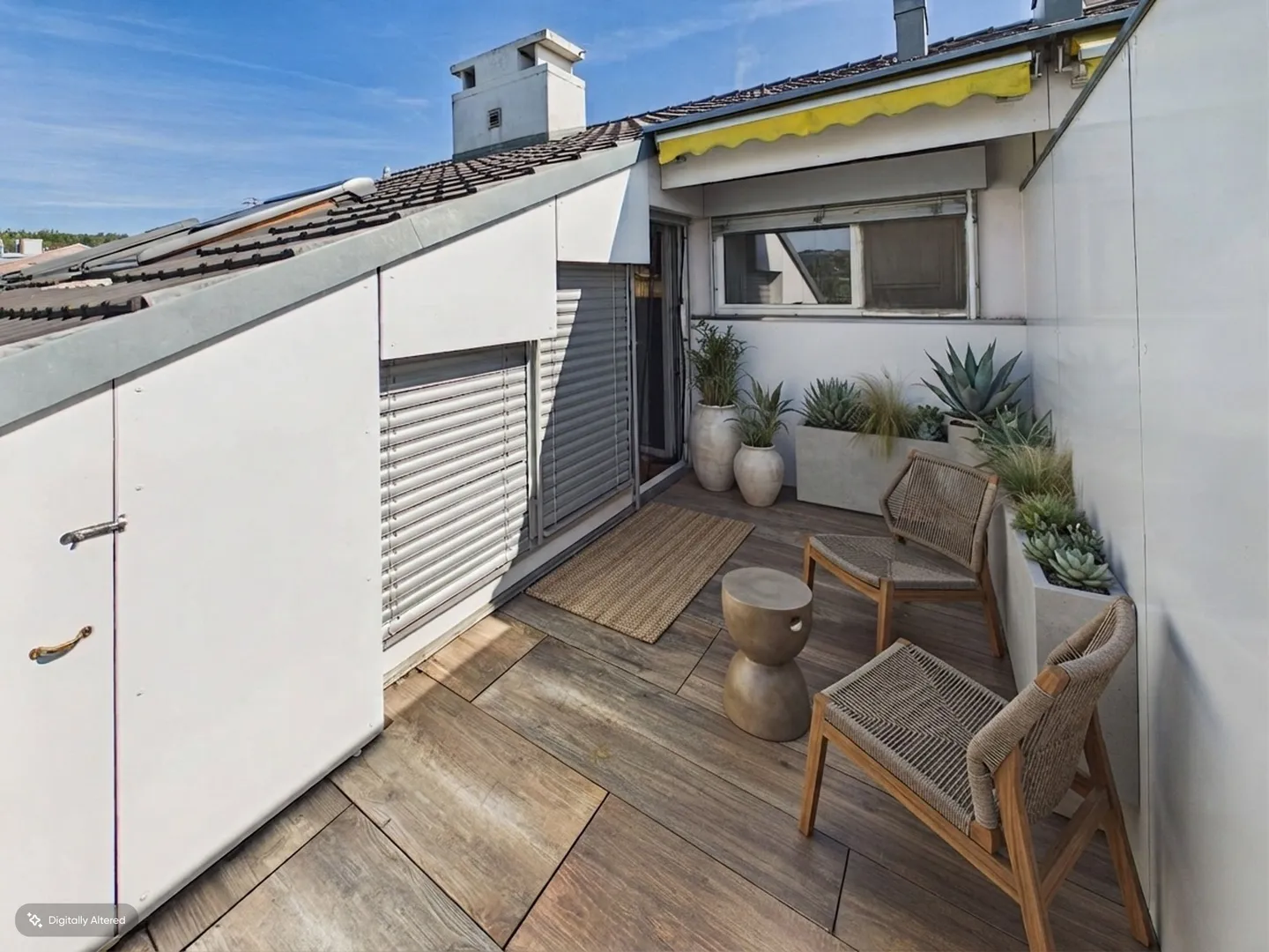 Maisonette Dream on Two Levels: Renovated in 2020 with Underfloor Heating, Balconies, and Parking Space - Photo 9 of 12