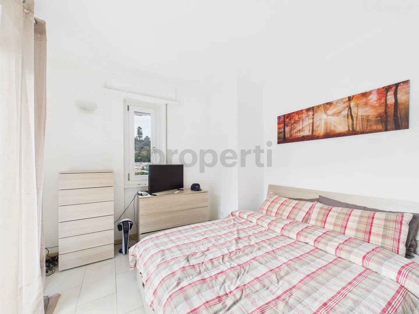 Paradiso  Appartamento 2.5 arredato con posto auto, ottimo investimento - Foto 4 di 9