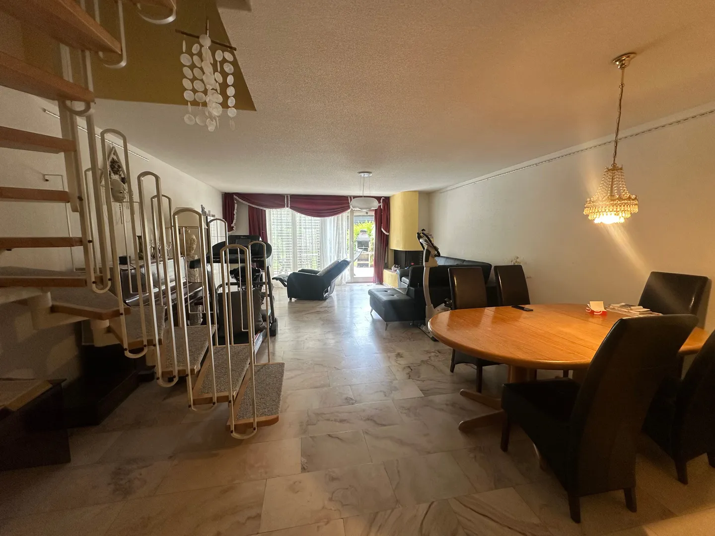 Family-friendly 4.5-room terraced house in Gränichen - Photo 2 of 11