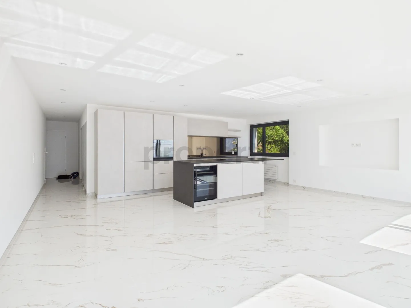 Furnished 3.5-room apartment in Territet - Photo 2 of 11