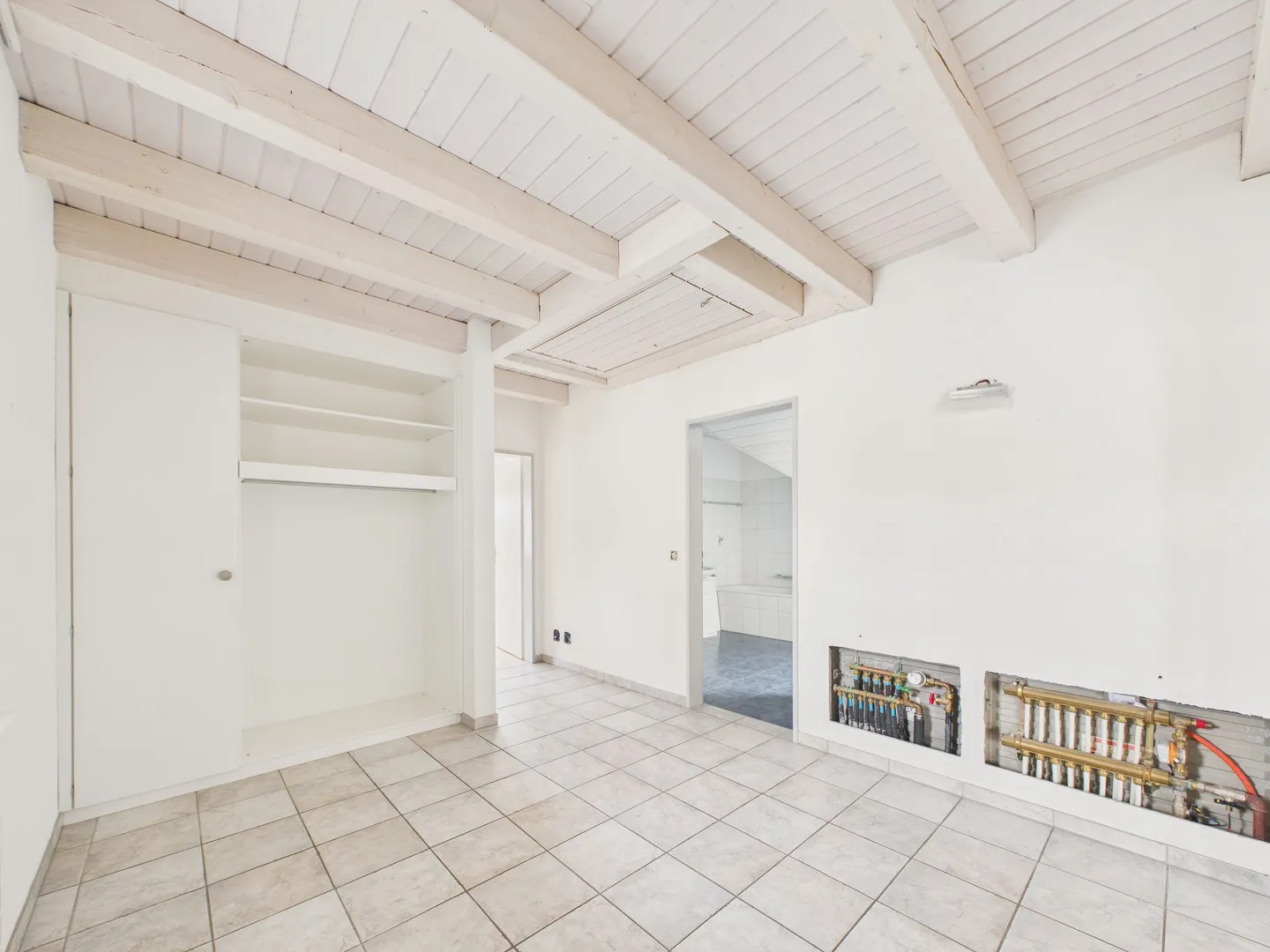 Exclusive 4.5-room apartment in the sought-after region of Mettlen, Canton TG - Photo 9 of 13