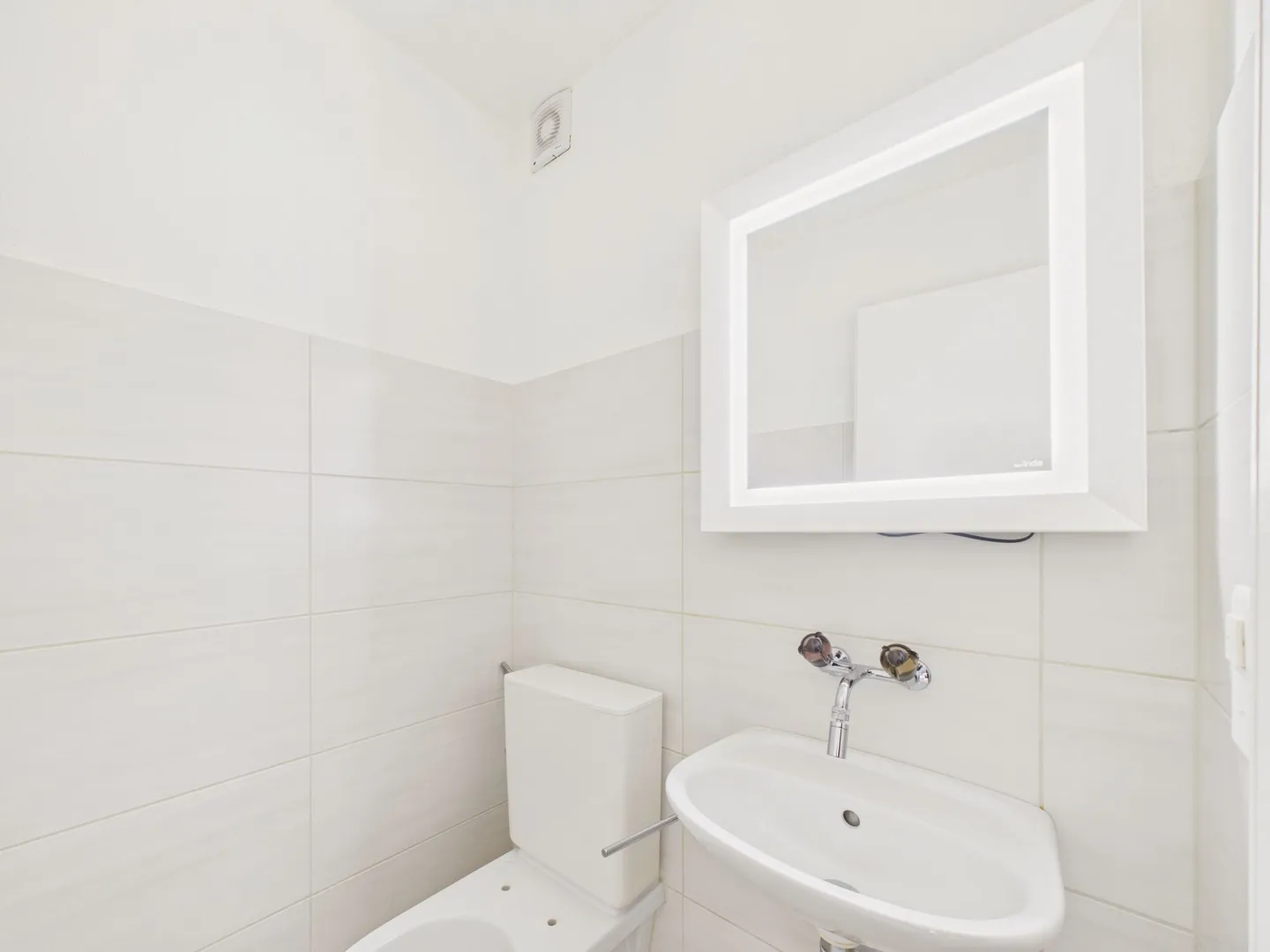 Modern residential jewel in Eggersriet, Canton SG - freshly renovated - Photo 10 of 12