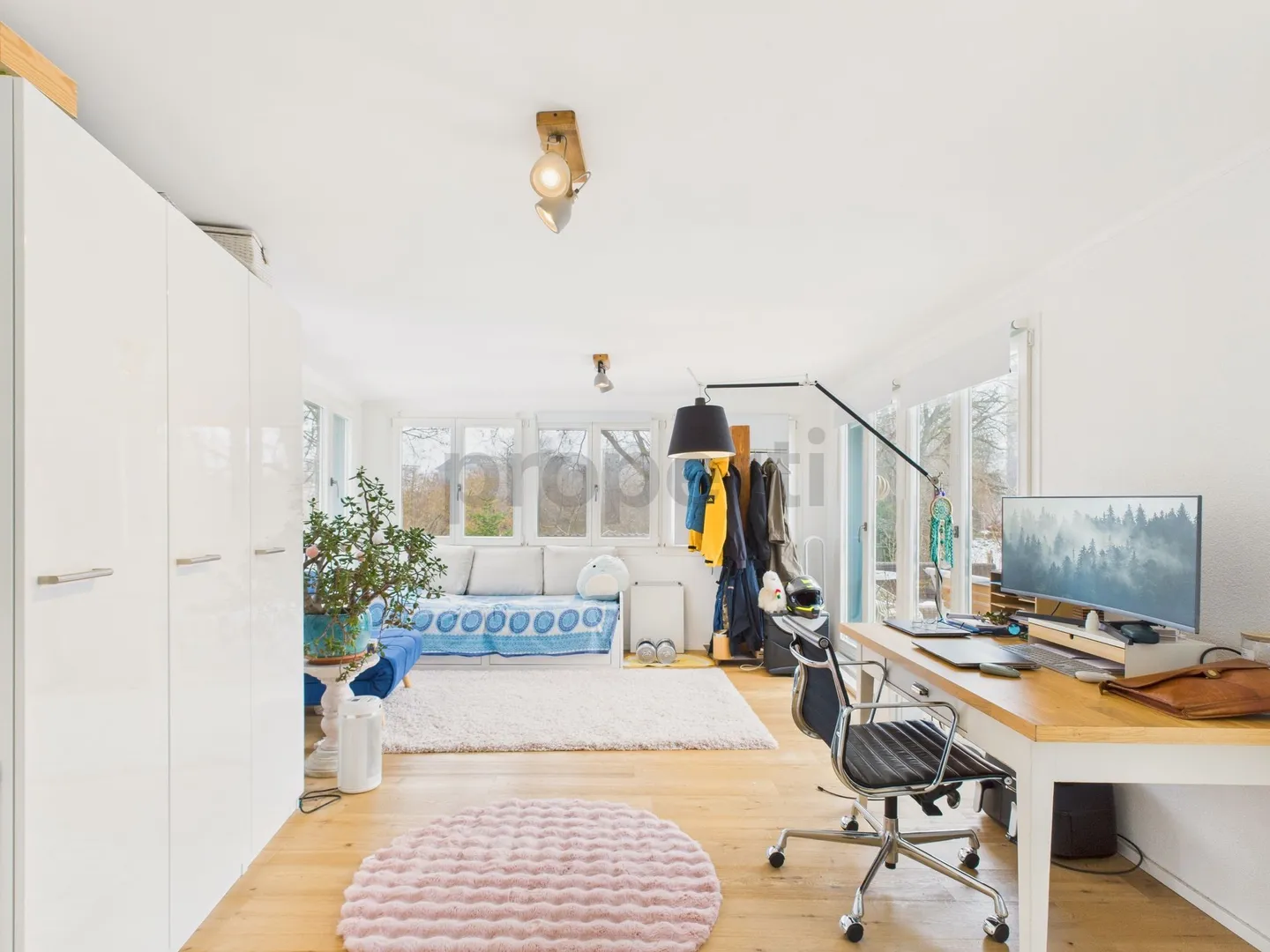 Maison d'angle de 5 pièces récemment rénovée avec jardin à Wetzikon - Photo 6 sur 13