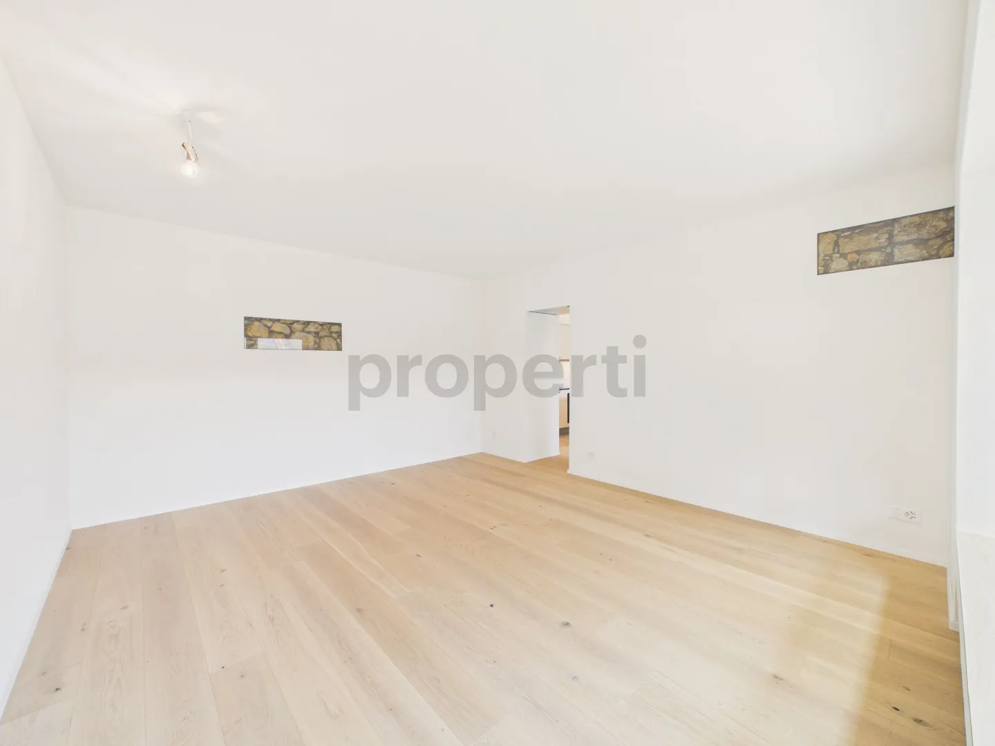 Appartamento 3.5 stanze recentemente ristrutturato con ripostiglio pratico, Wangen vicino a Olten - Foto 6 di 13