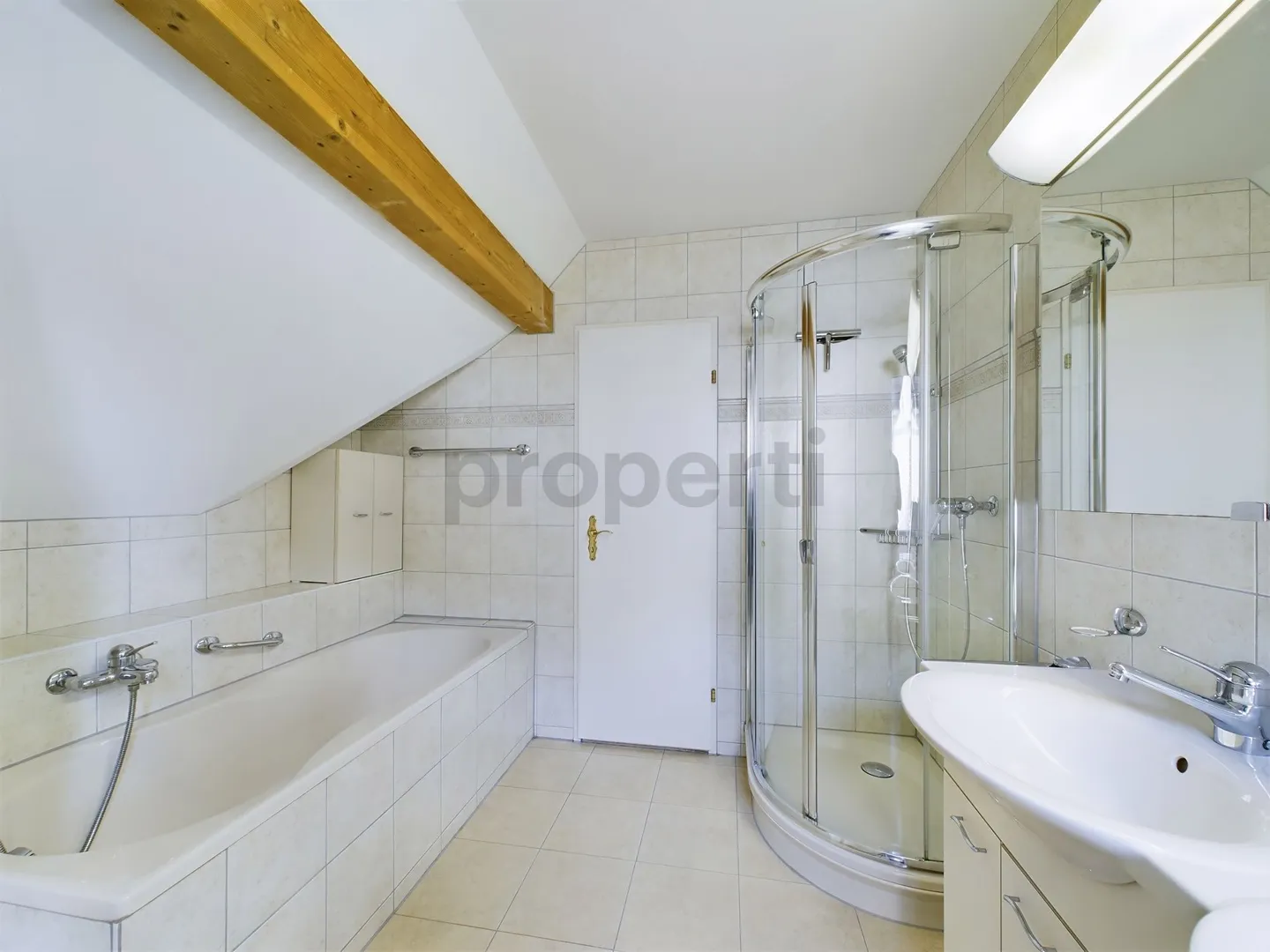Charmantes Einfamilienhaus mit Garten - Foto 11 von 13