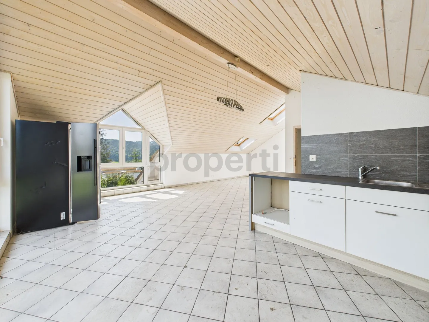 Villa spacieuse avec potentiel d'extension avec vue sur le Pilatus - Photo 4 sur 10