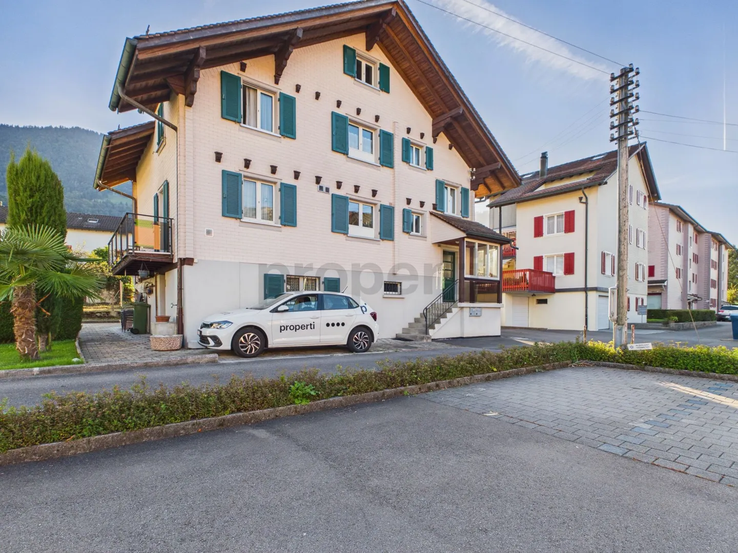 Vielseitiges Zweifamilienhaus in Goldau - Foto 10 von 11