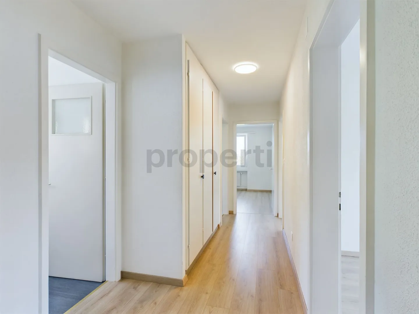 Helle 4-Zimmer-Wohnung in Thal mit traumhafter Terrasse - Foto 8 von 13