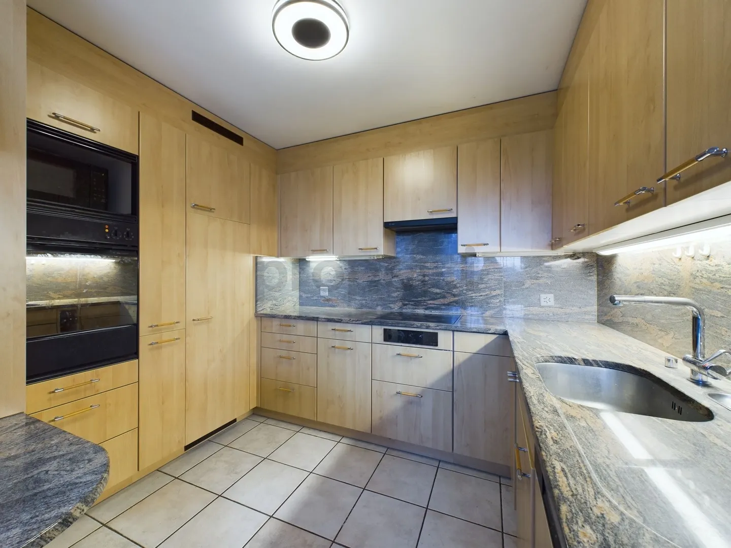 Grosszügige 3.5-Zimmer Terrassenwohnung in Bülach - Foto 4 von 10