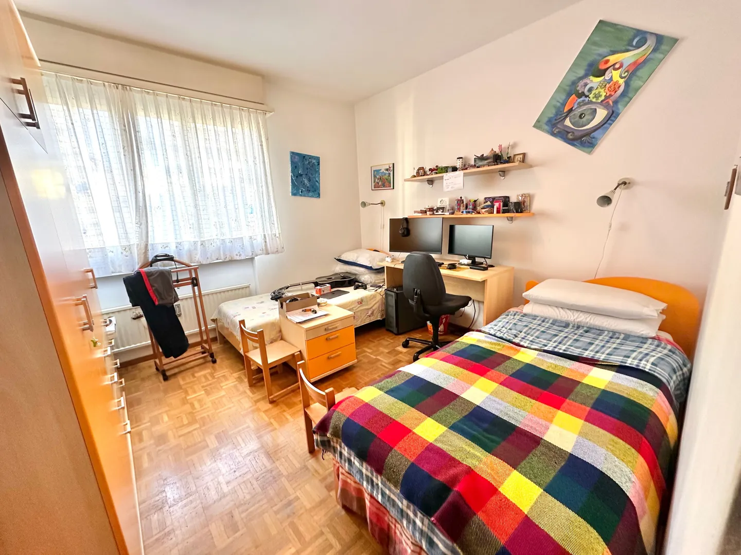 Spazioso appartamento di 3.5 locali molto centrale con balcone a Lugano - Foto 5 von 10